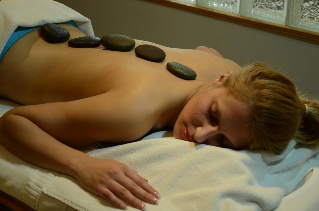 Niken Hotel & Spa Некохеа Екстериор снимка