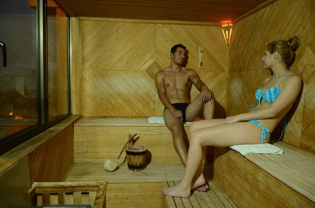 Niken Hotel & Spa Некохеа Екстериор снимка