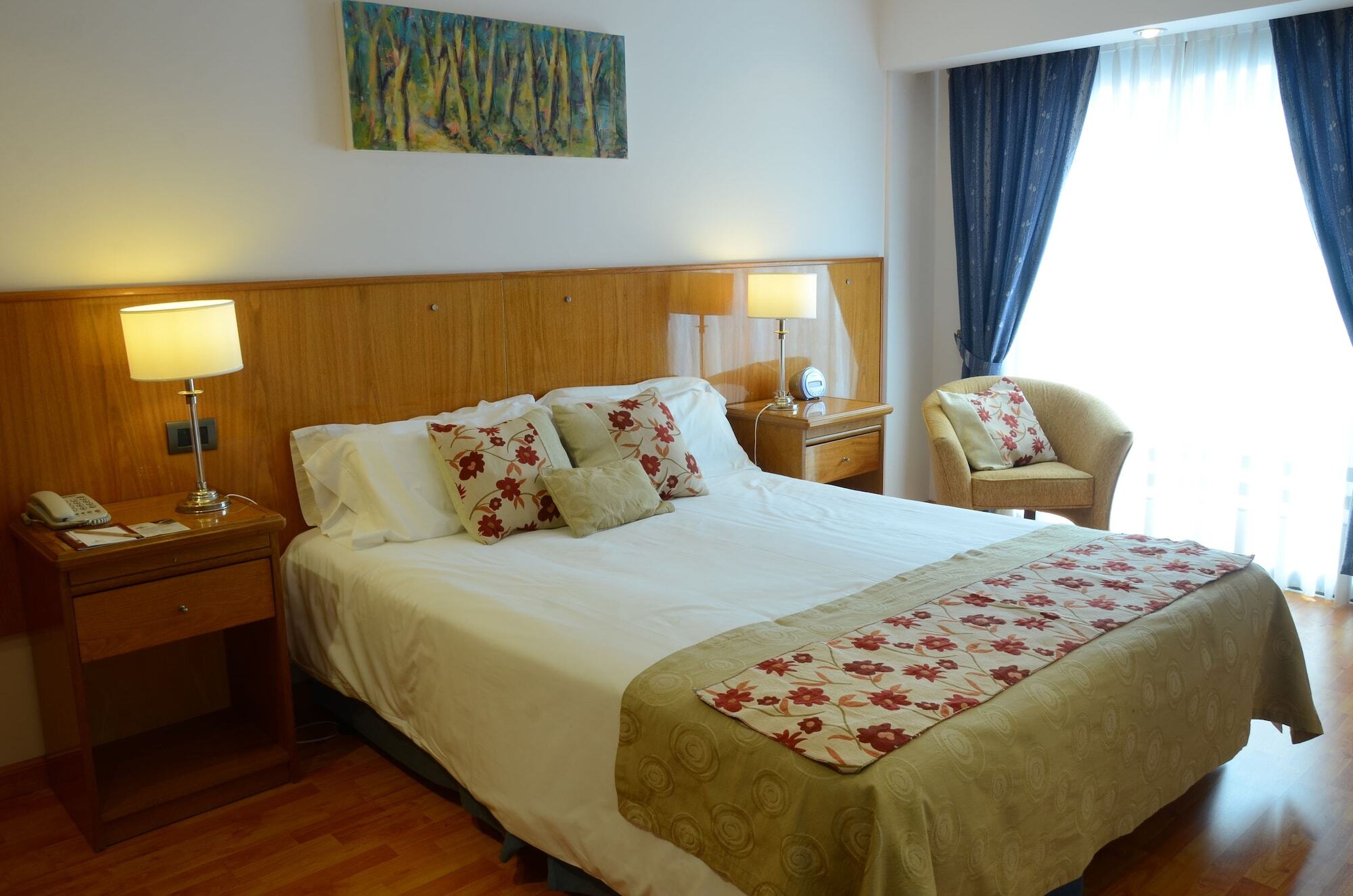 Niken Hotel & Spa Некохеа Екстериор снимка